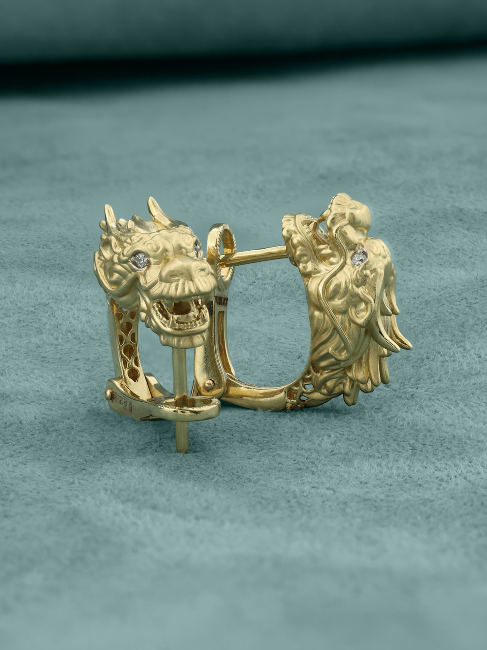 Серьги из лимонного золота c бриллиантами