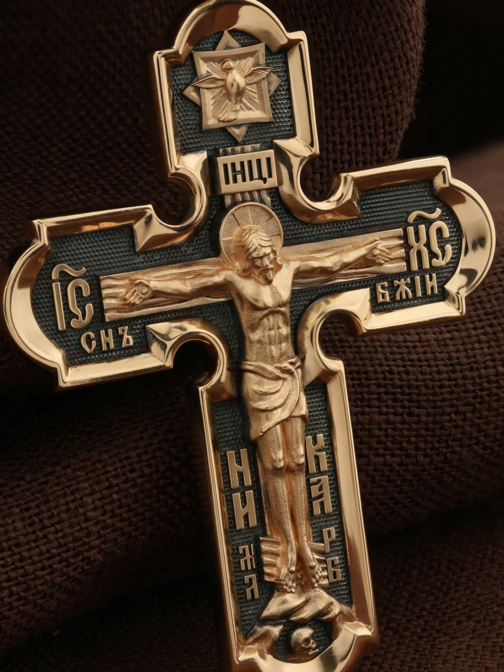 Крест из золота