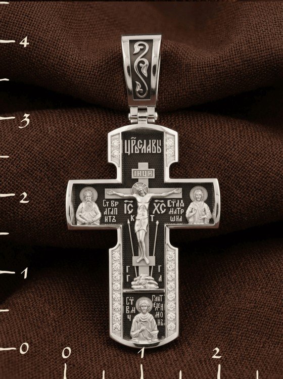 Крест из белого золота c бриллиантами