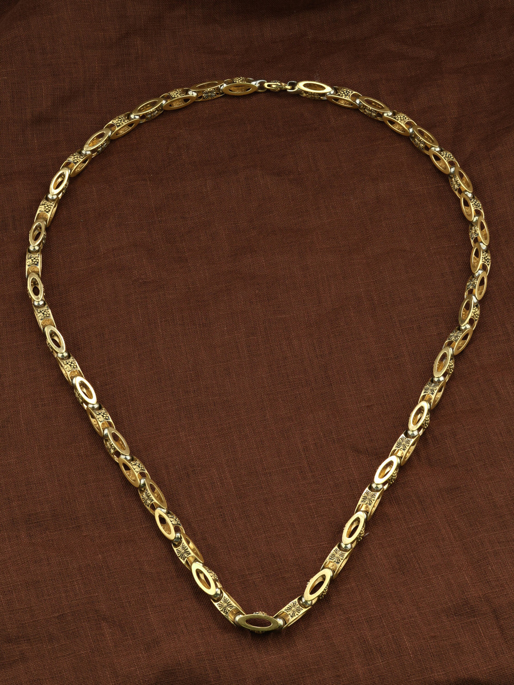 Цепь из лимонного золота