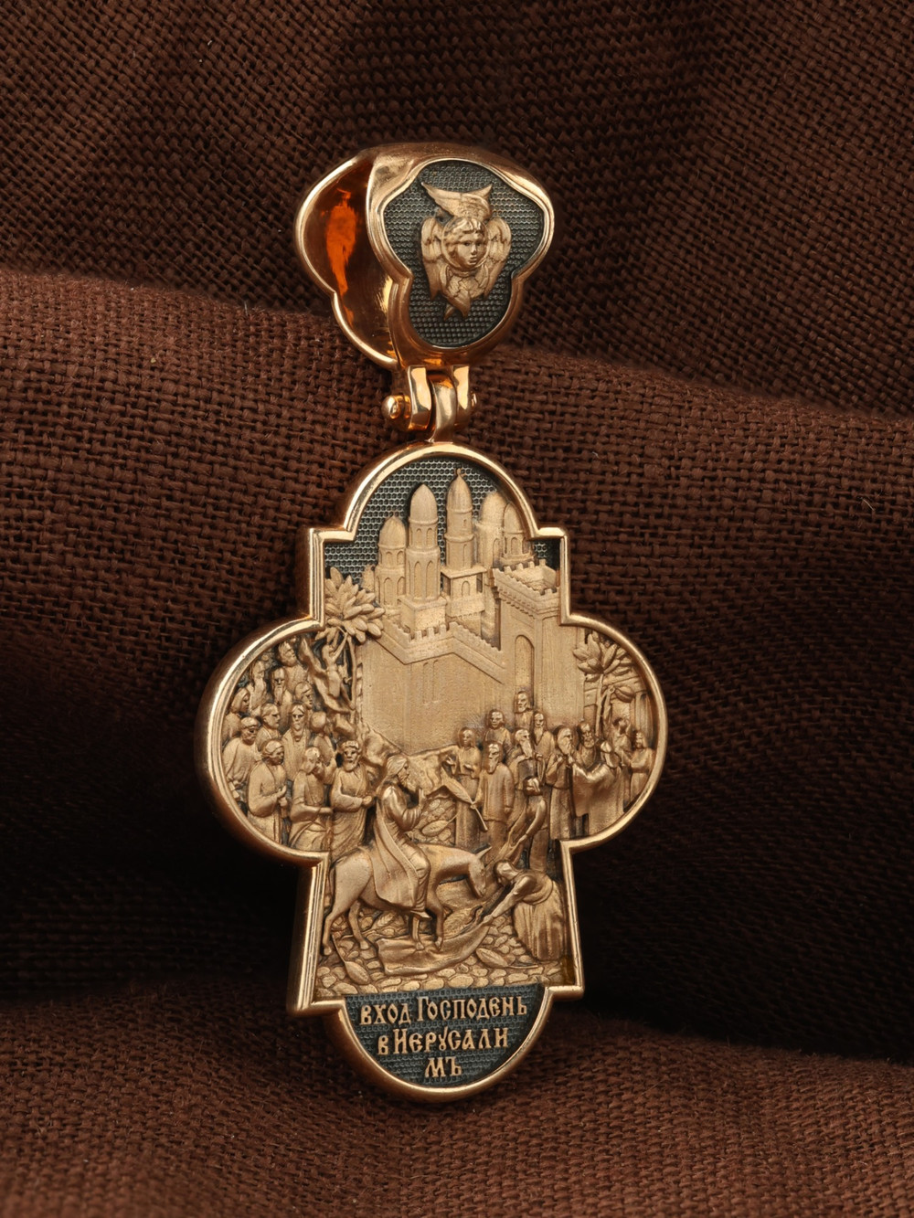 Крест из золота