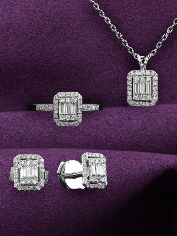 Кольцо из белого золота c бриллиантами