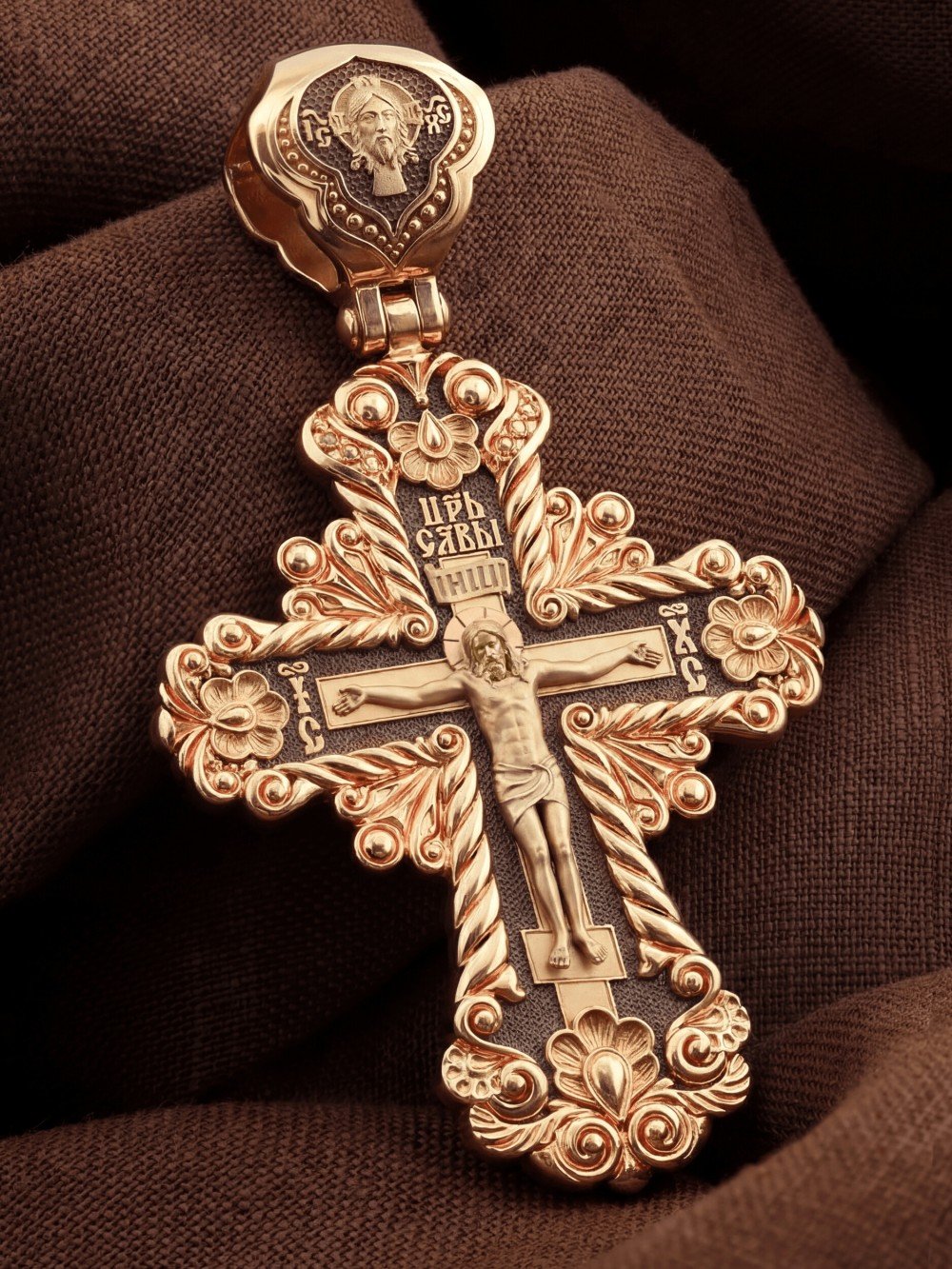 Крест из золота