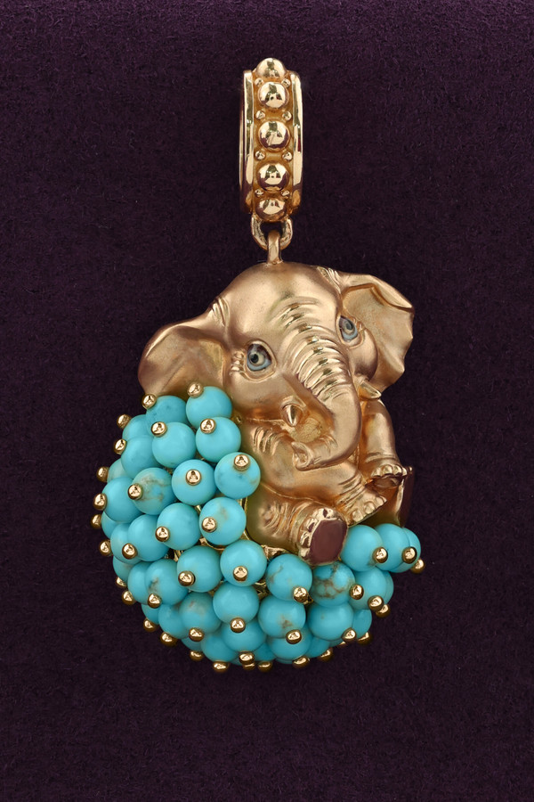 Подвеска из золота c эмалью и бирюзой