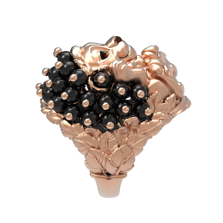 Кольцо из золота c эмалью и ониксом