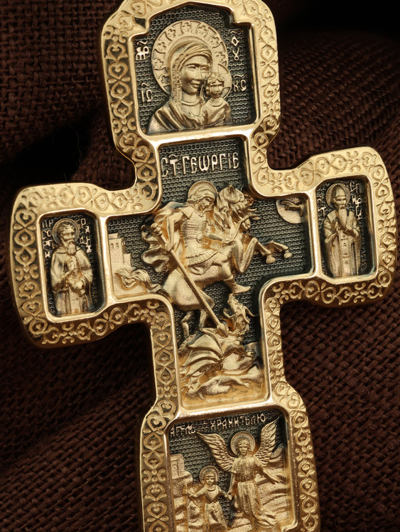 Крест из лимонного золота