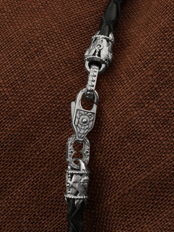 Гайтан из белого золота c кожаным шнурком