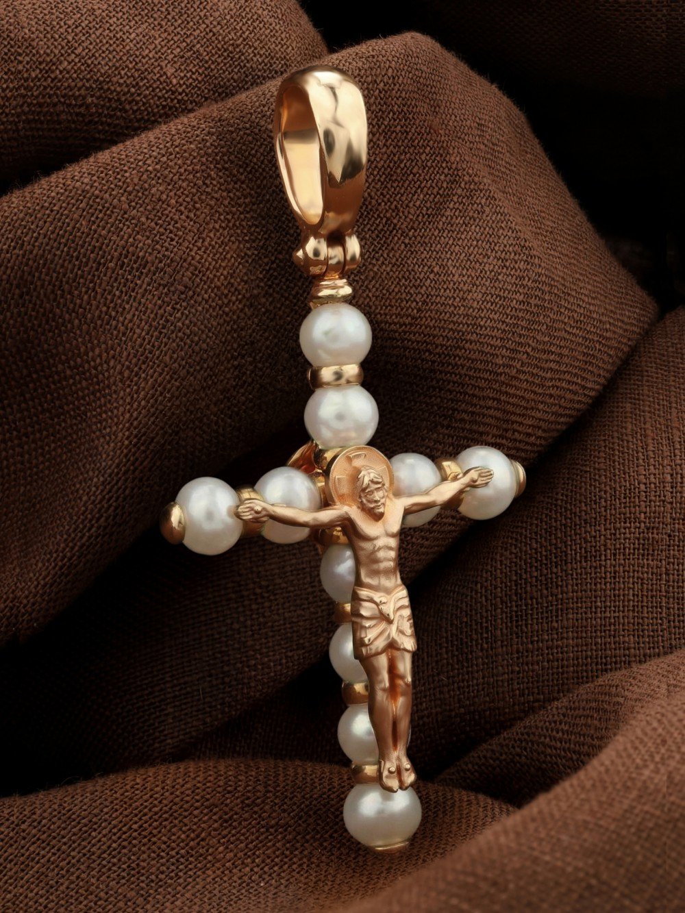 Крест из золота c жемчугом