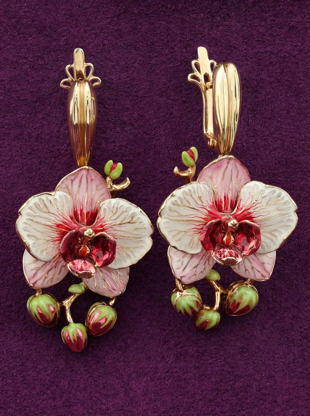 Серьги из золота c эмалью