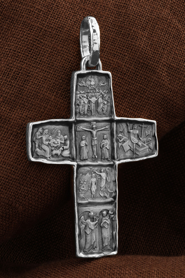 Крест из белого золота