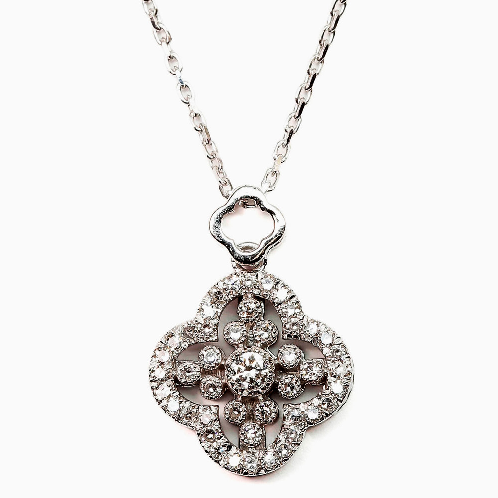 Колье из белого золота c бриллиантами