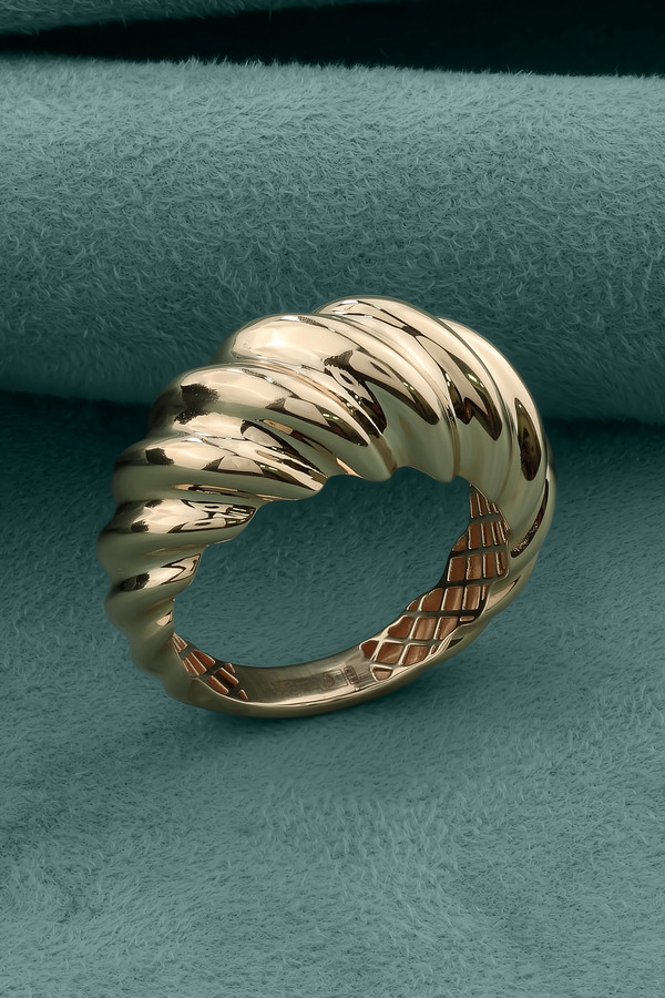 Кольцо из золота