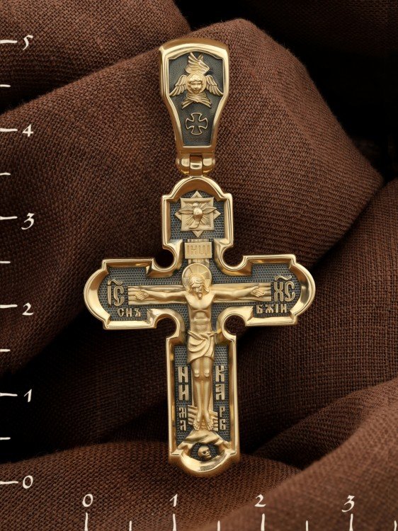 Крест из лимонного золота