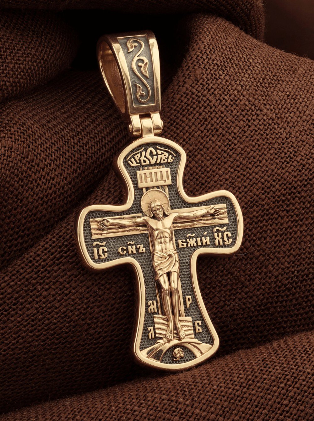 Крест из золота
