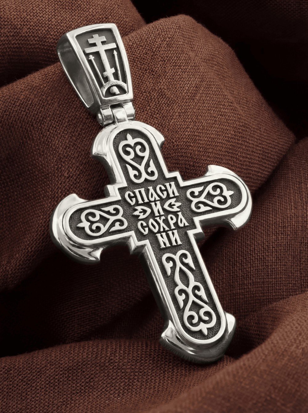 Крест из белого золота