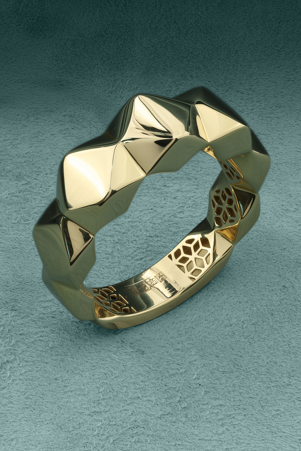 Кольцо из лимонного золота