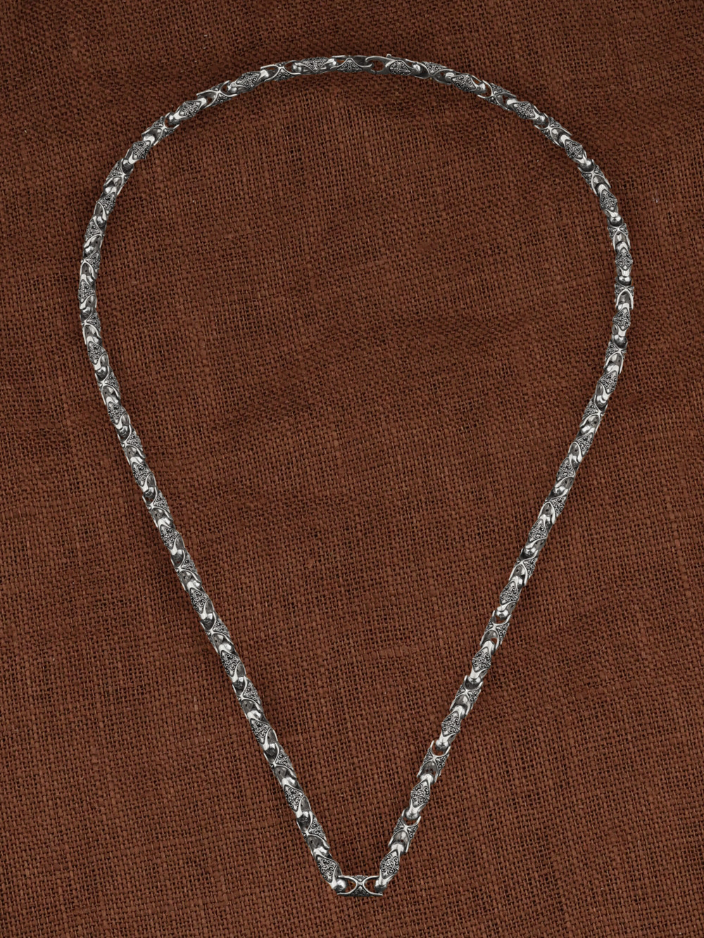 Цепь из белого золота