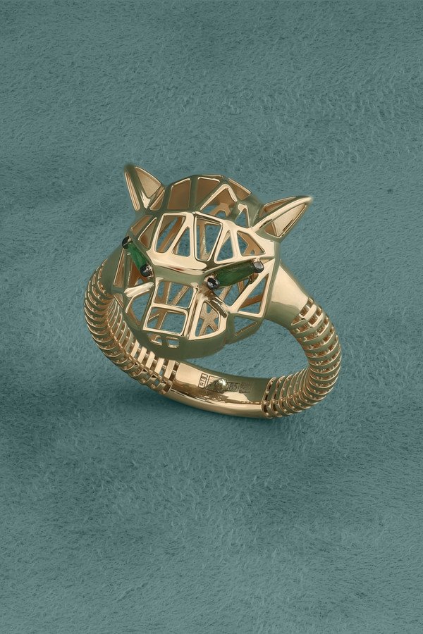 Кольцо из золота c изумрудом