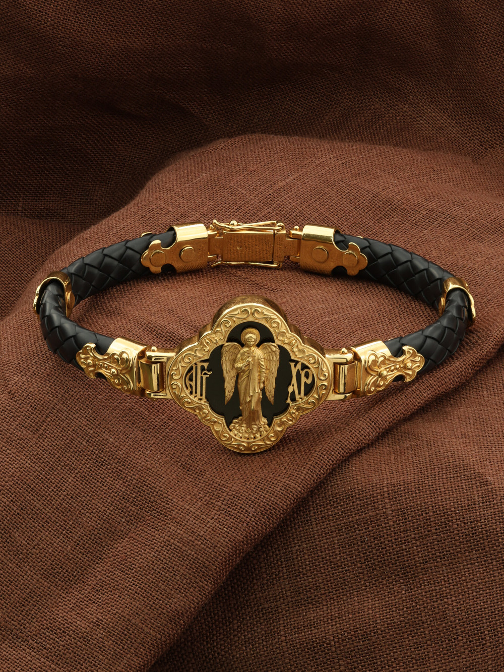 Браслет из лимонного золота c шнурком и ониксом