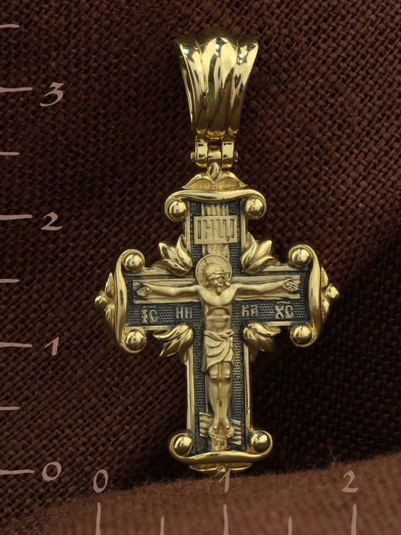 Крест из лимонного золота