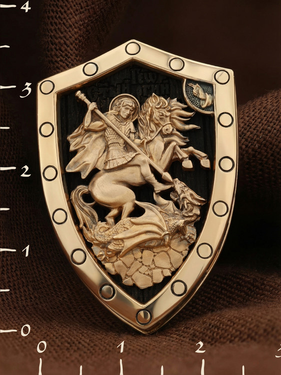 Образок из золота c эбеновым деревом