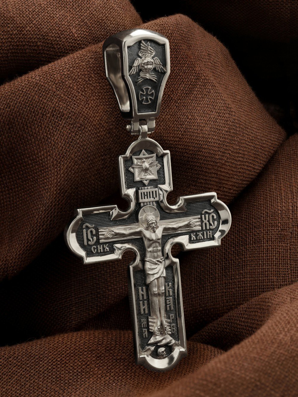 Крест из белого золота