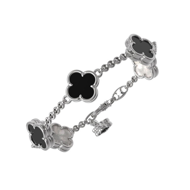 Браслет из белого золота c ониксом и перламутром