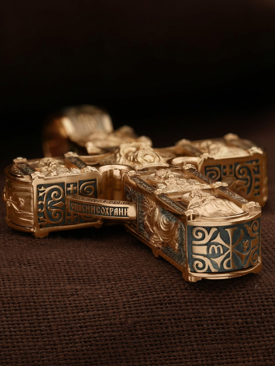 Крест из золота c эбеновым деревом