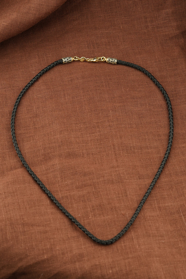 Шнурок шёлковый из лимонного золота c шёлковым шнурком