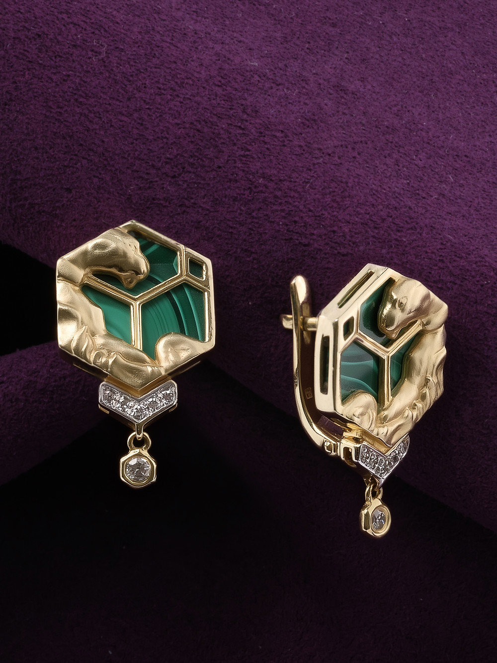 Серьги из лимонного золота c бриллиантами и малахитом