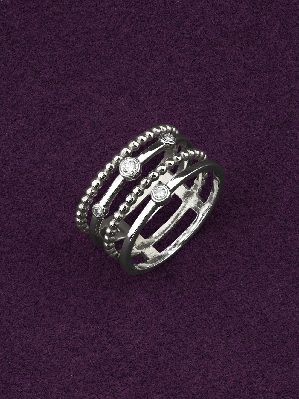 Кольцо из белого золота c бриллиантами