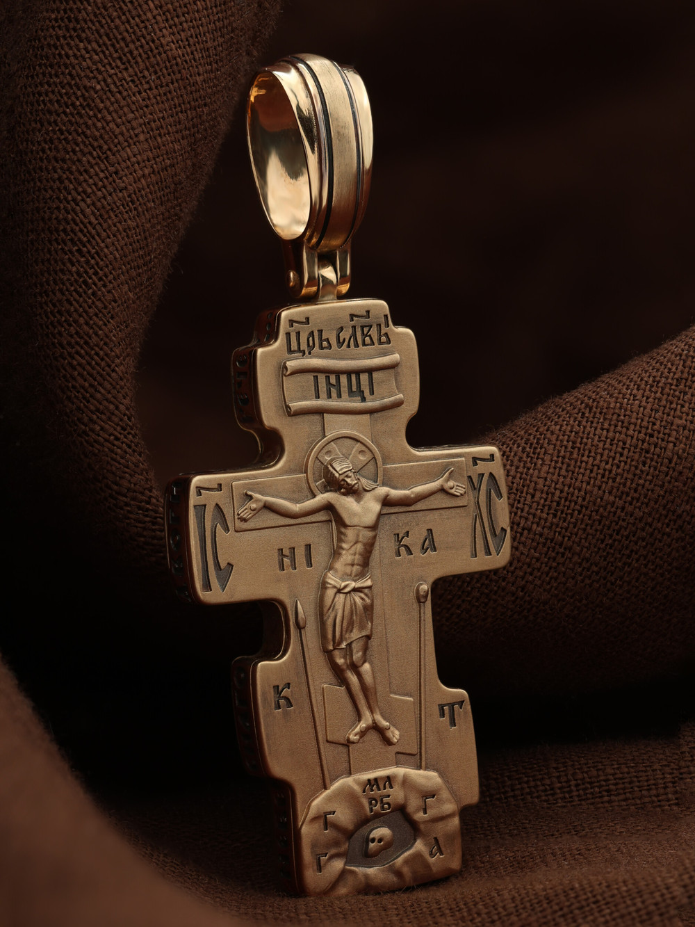 Крест из золота