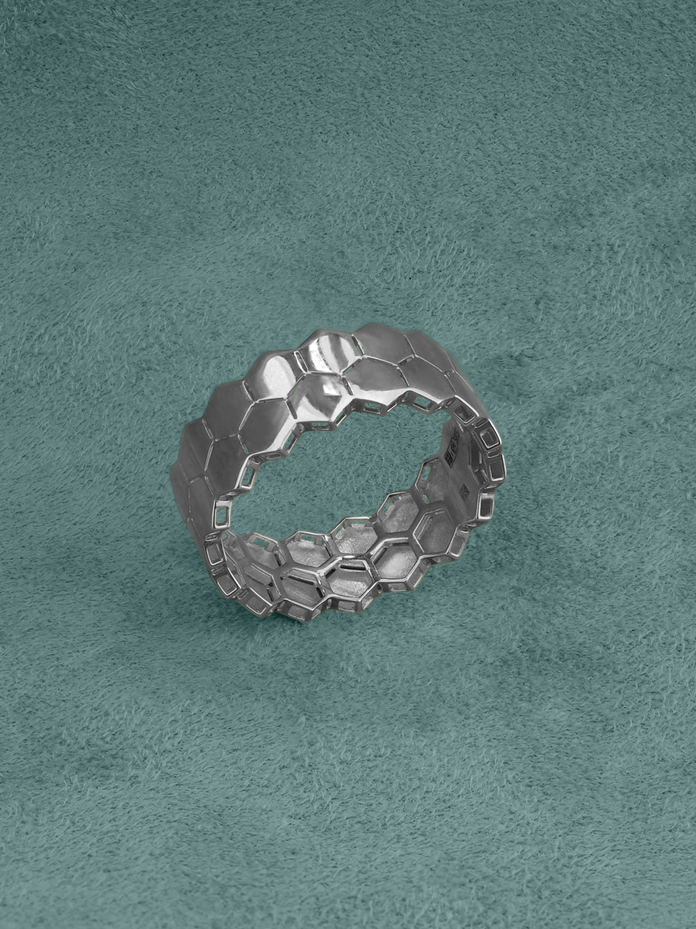 Кольцо из белого золота