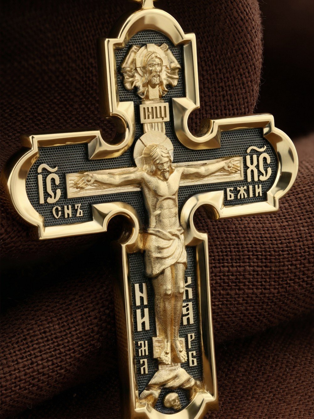 Крест из лимонного золота