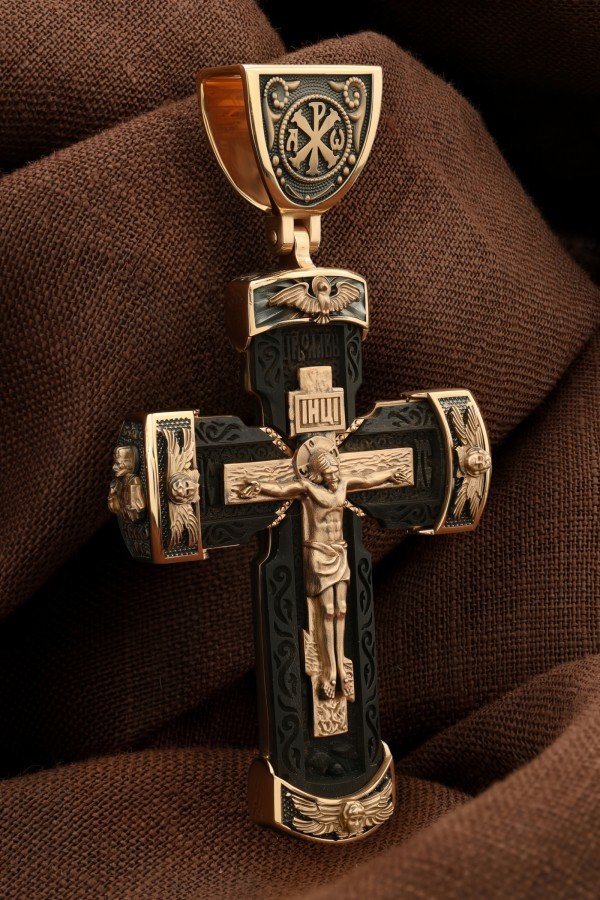 Крест из золота c эбеновым деревом