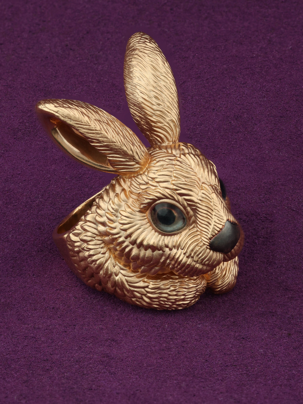 Кольцо из золота c эмалью