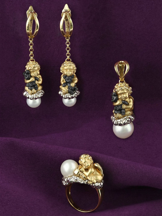 Кольцо из лимонного золота c жемчугом