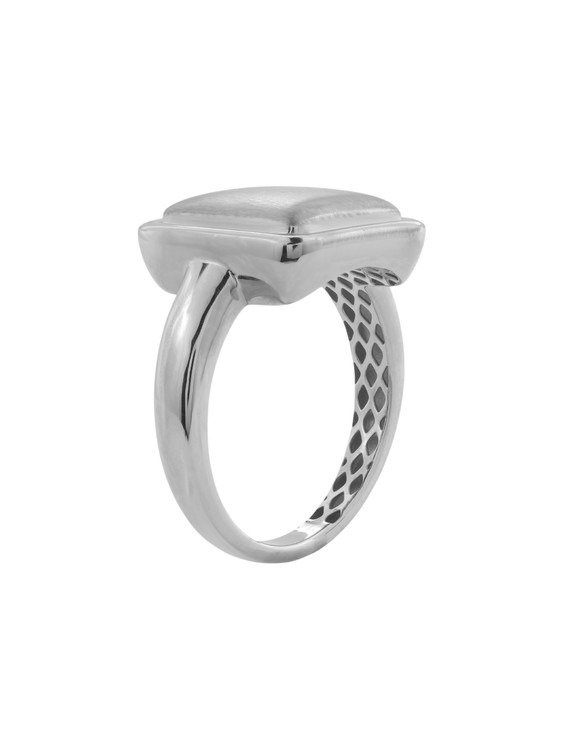 Кольцо из белого золота