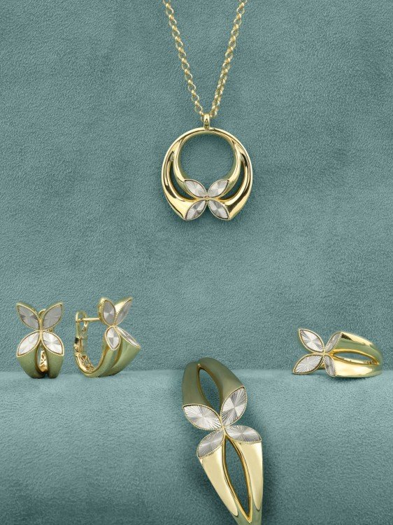 Браслет из лимонного золота c рубином