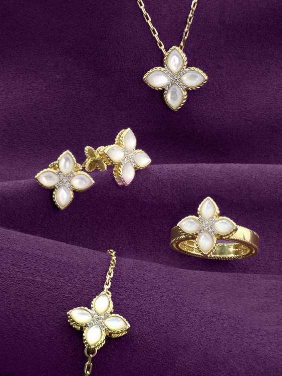 Серьги из лимонного золота c бриллиантами и перламутром