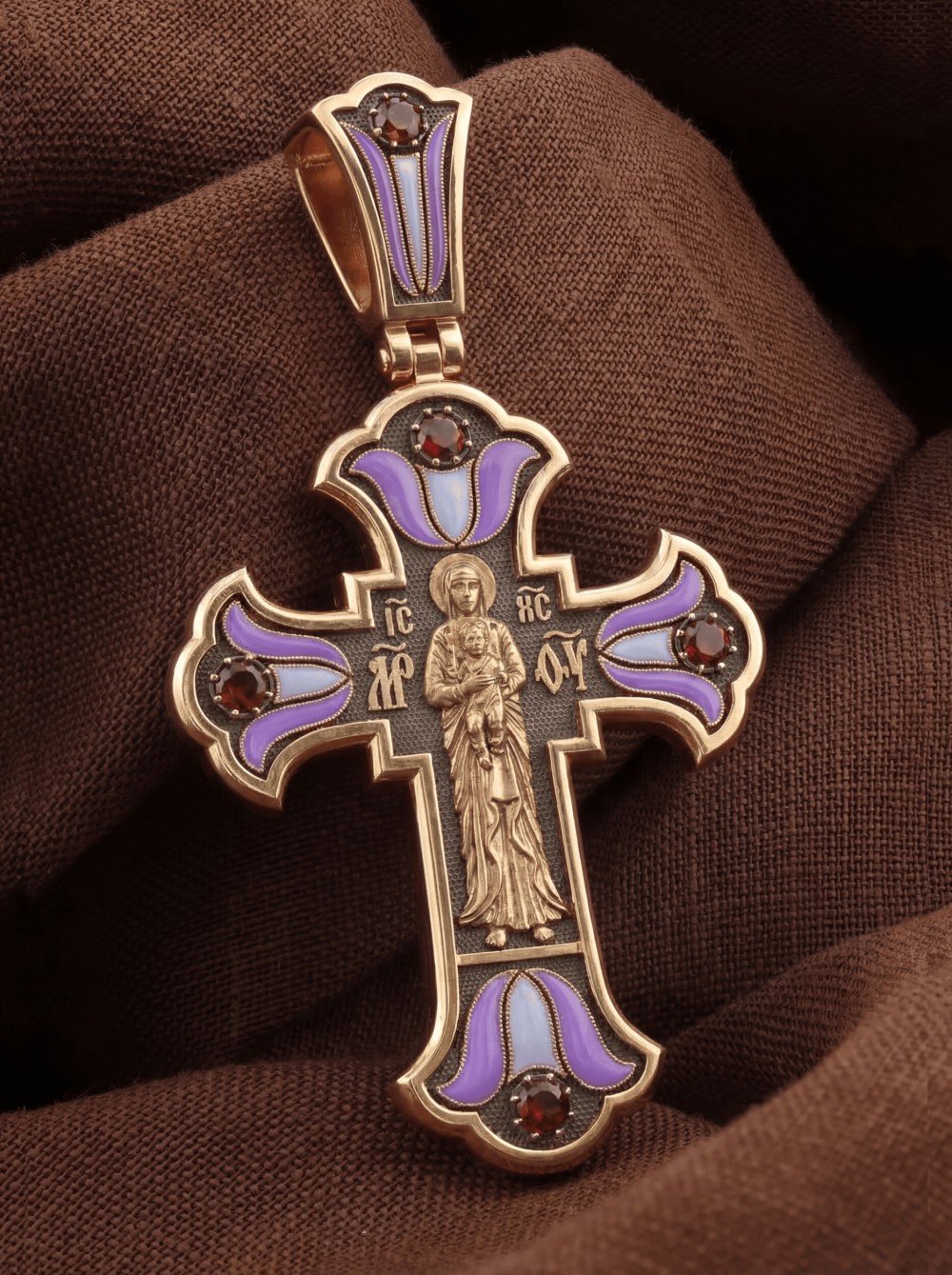 Крест из золота c эмалью и рубином