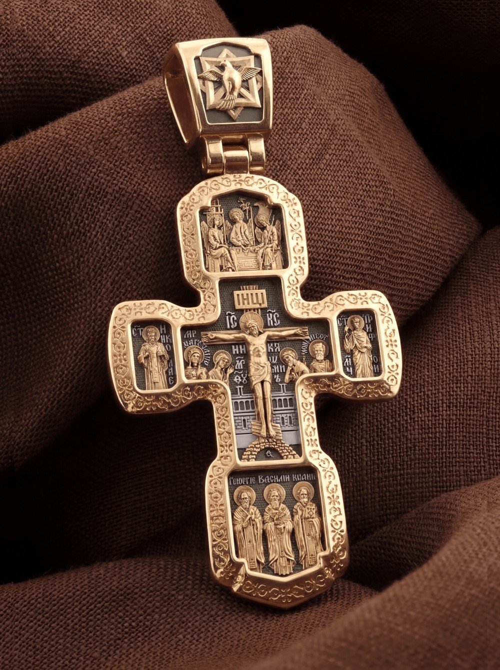 Крест из золота