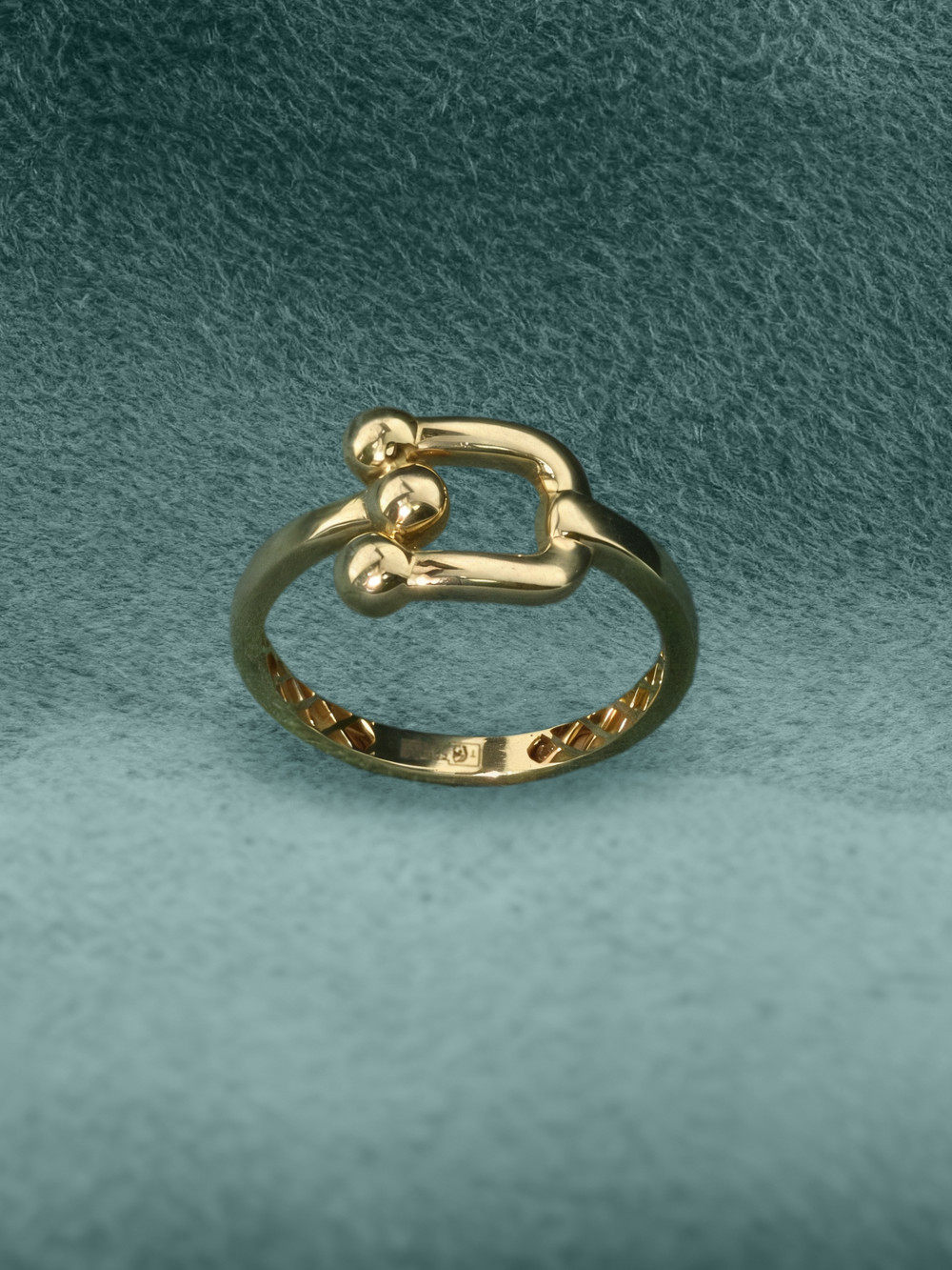 Кольцо из лимонного золота