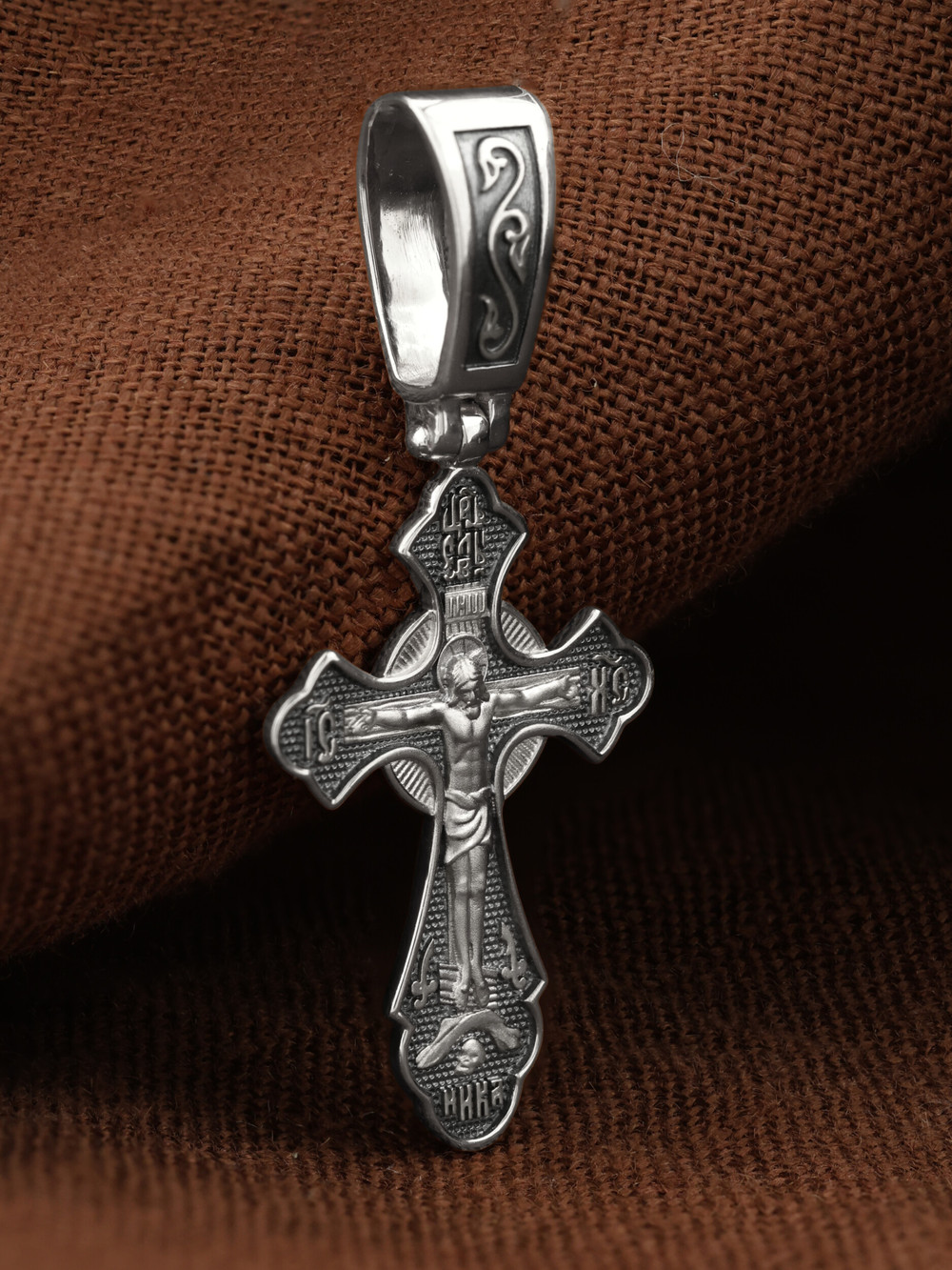 Крест из белого золота