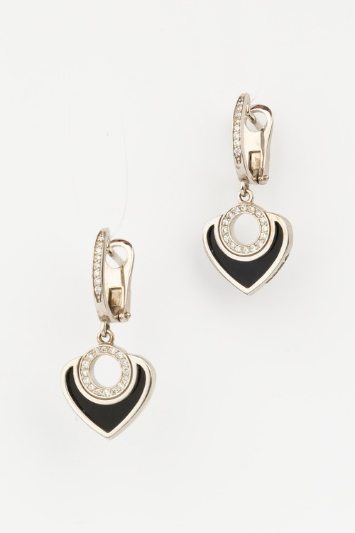 Серьги из белого золота c бриллиантами и ониксом