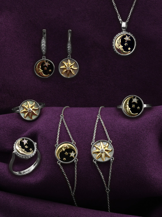 Кольцо из белого золота c бриллиантами, ониксом и перламутром