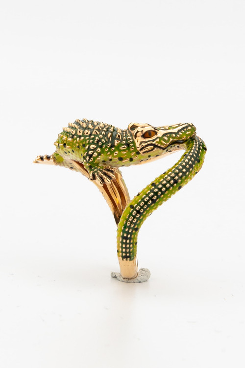 Кольцо из золота c эмалью