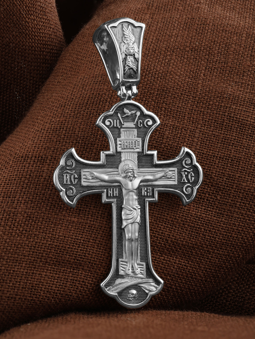 Крест из белого золота