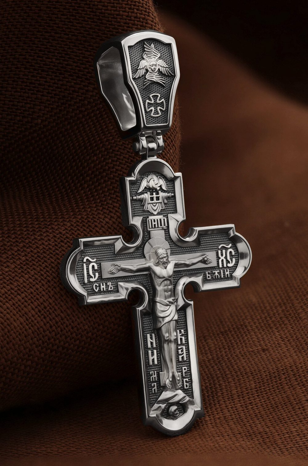 Крест из белого золота