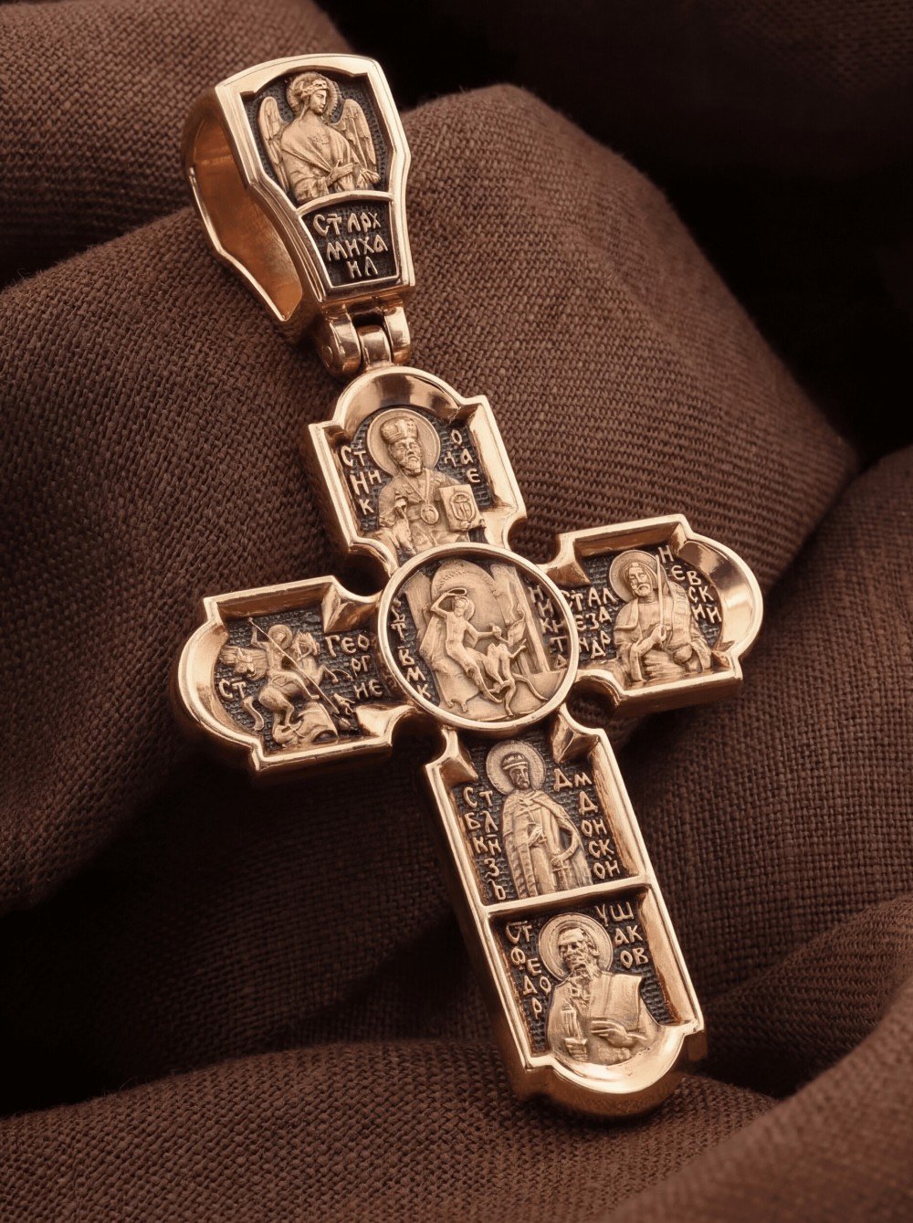 Крест из золота